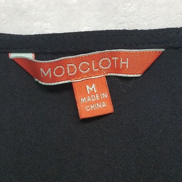 ModCloth Medium Top V Neck Black Flutter Retro Ruffle Whimsigoth Witchy Gothic - Picture 6 of 10